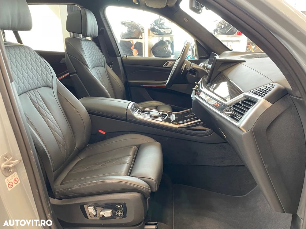 BMW X7 xDrive40d - 14
