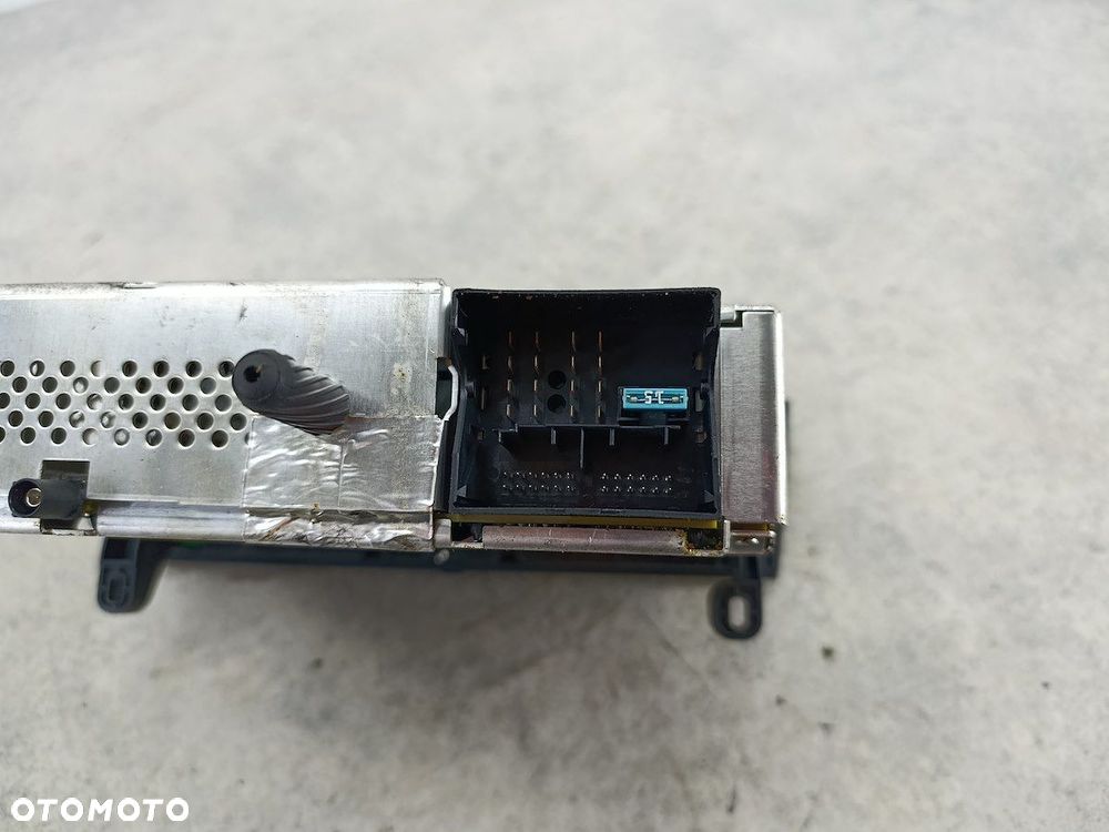 RADIO FABRYCZNE BMW 1 E87 - 5