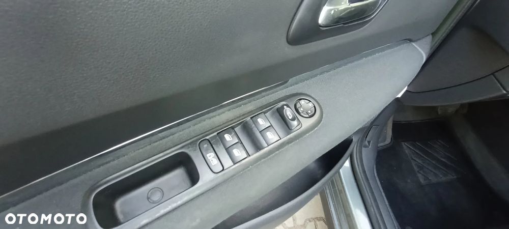 Peugeot 3008 e-HDi 115 ETG6 Stop&Start Active - 15