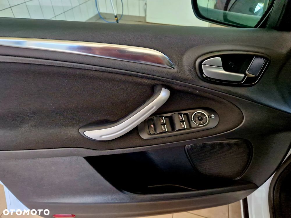 Ford S-Max 2.0 TDCi DPF Titanium MPS6 - 13