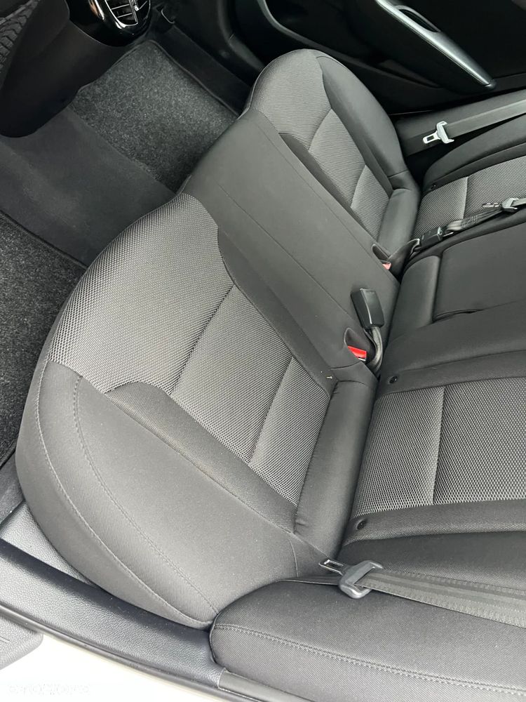 Hyundai i40 1.7 CRDi Premium - 33