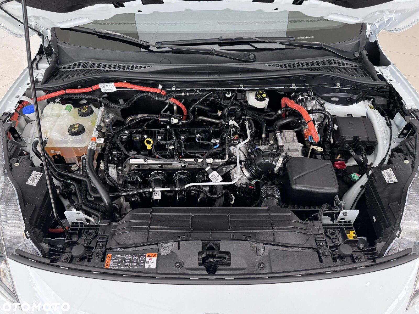 Ford Kuga - 18