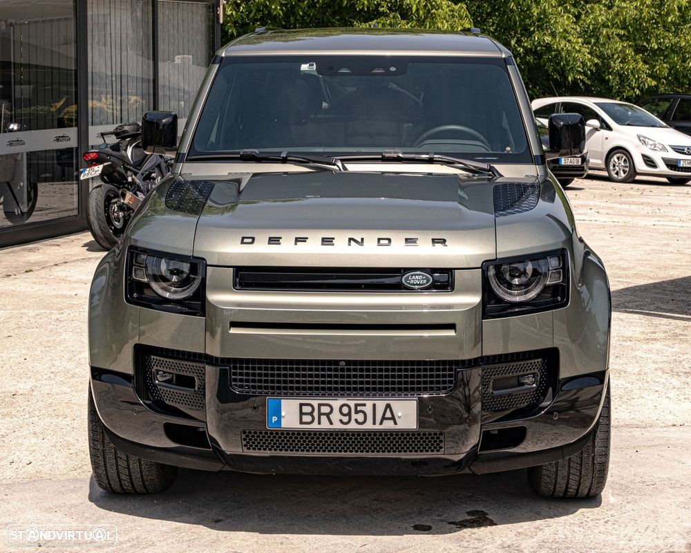 Land Rover Defender 2.0 P300e 110 AWD X-Dynamic SE - 3