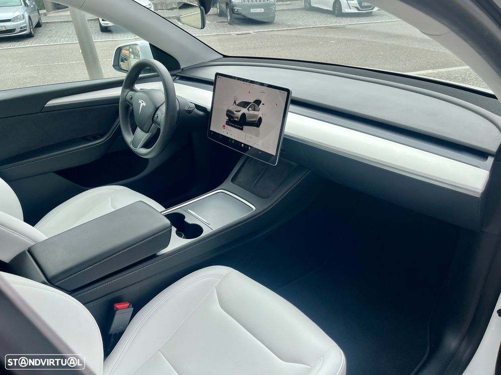 Tesla Model Y Standard - 15