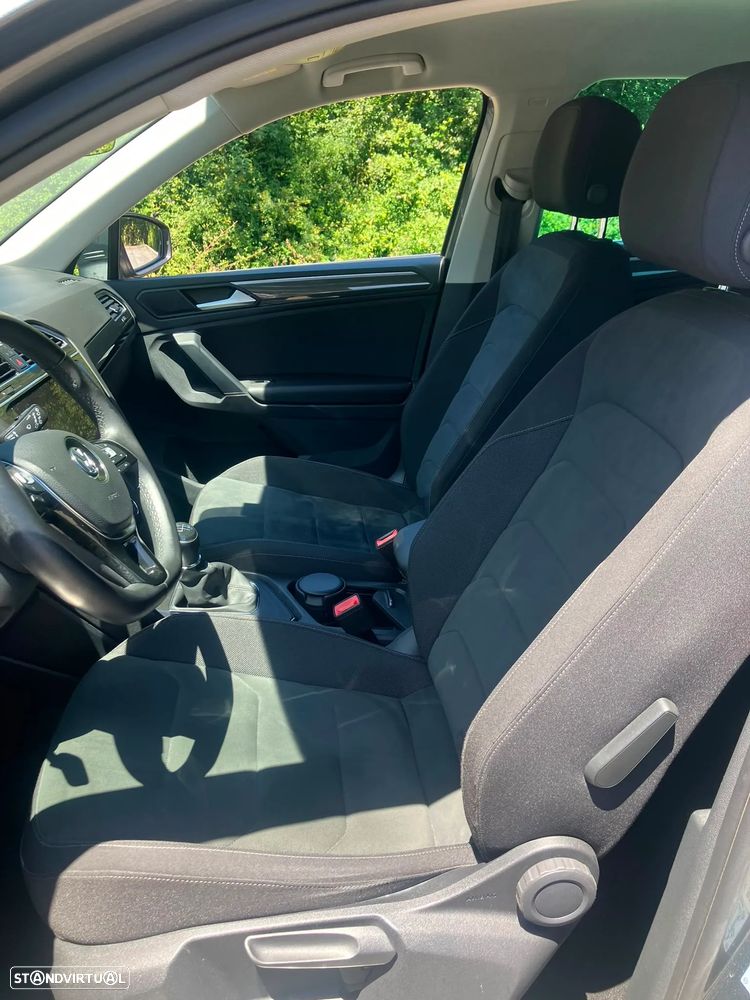 VW Tiguan 2.0 TDI R-Line - 16
