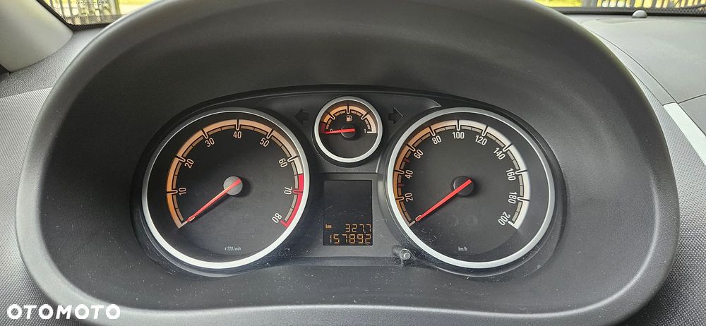 Opel Corsa 1.4 16V 150 Jahre - 16