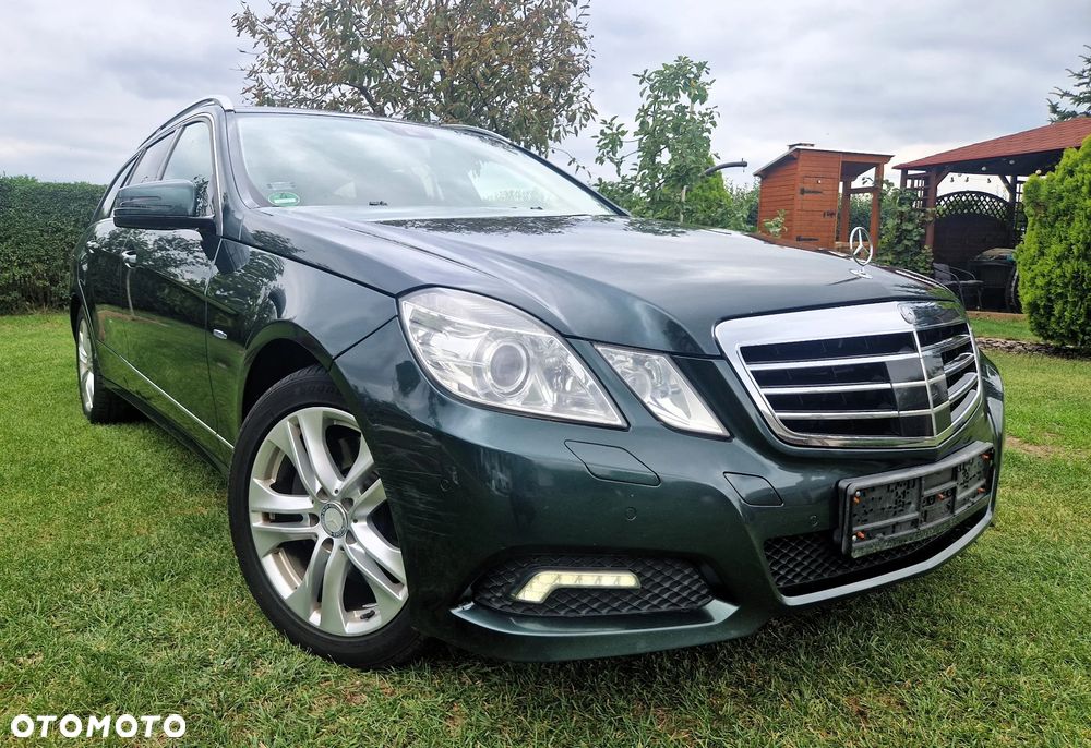 Mercedes-Benz Klasa E 350 CDI DPF BlueEFFICIENCY 7G-TRONIC Avantgarde - 30