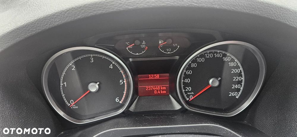 Ford Galaxy 2.0 TDCi Ghia - 23