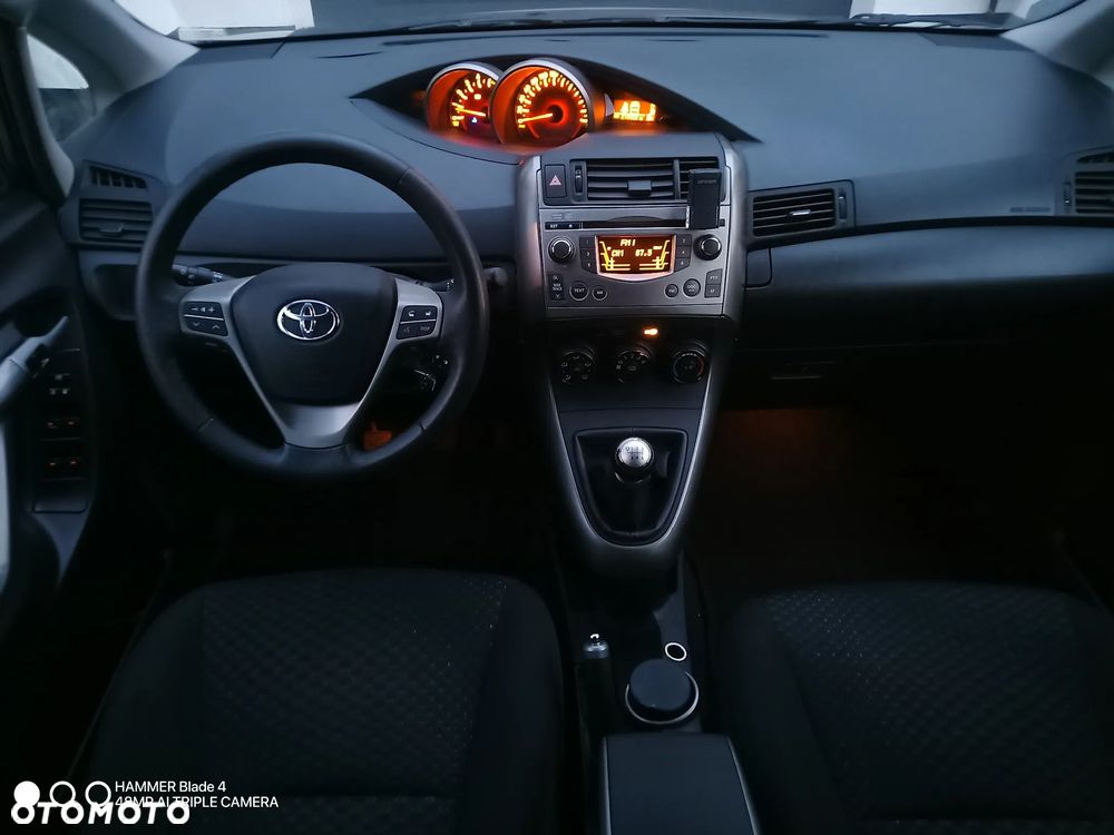 Toyota Verso 2.0 D-4D Edition - 14