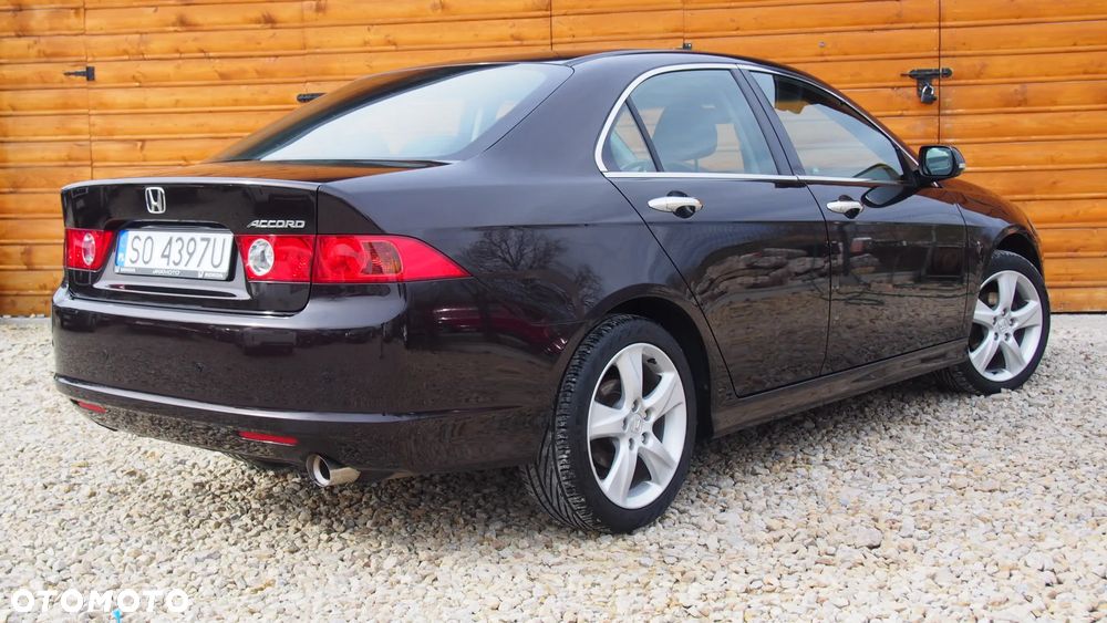 Honda Accord 2.0 Comfort - 14