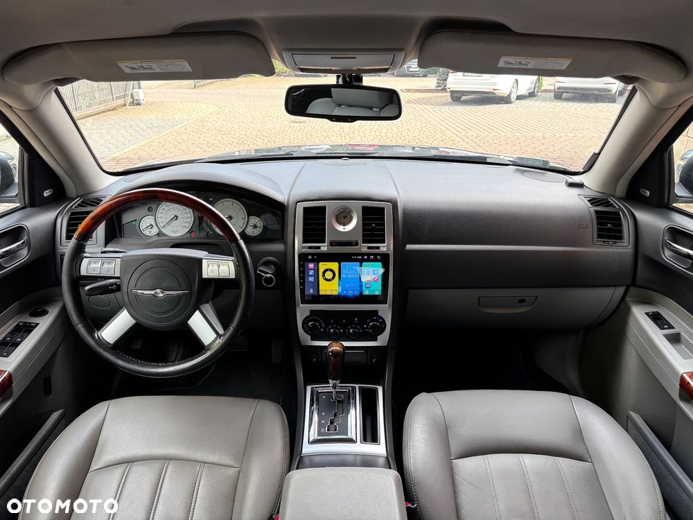 Chrysler 300C 3.0 V6 CRD - 9