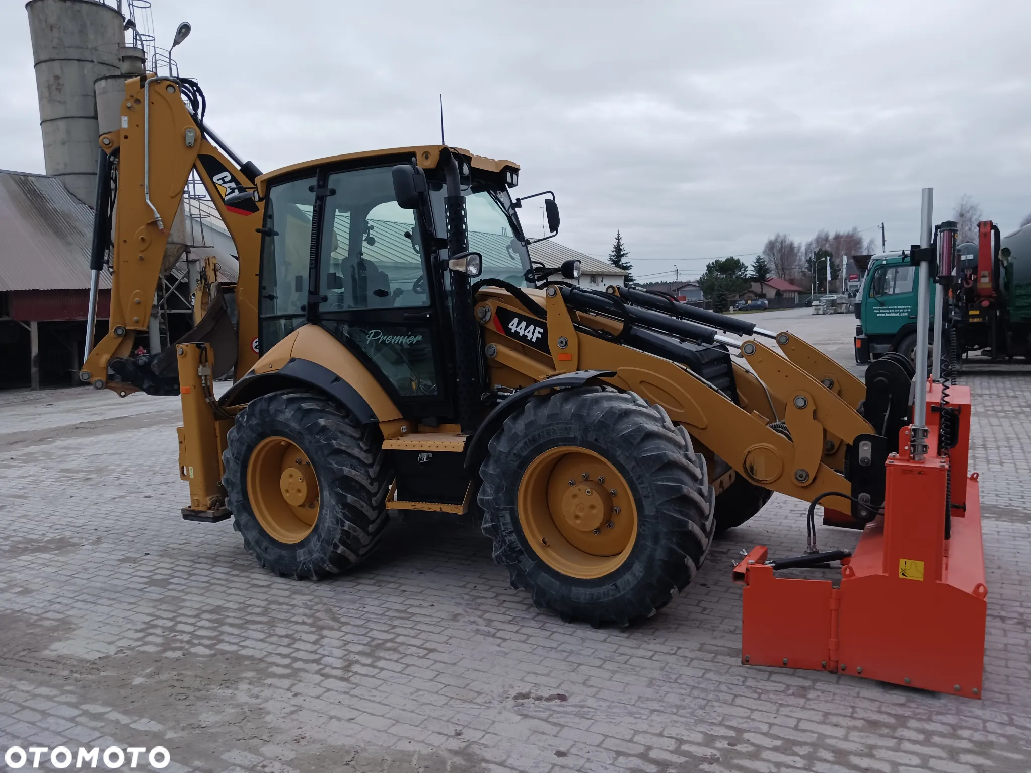 Caterpillar 444F - 5