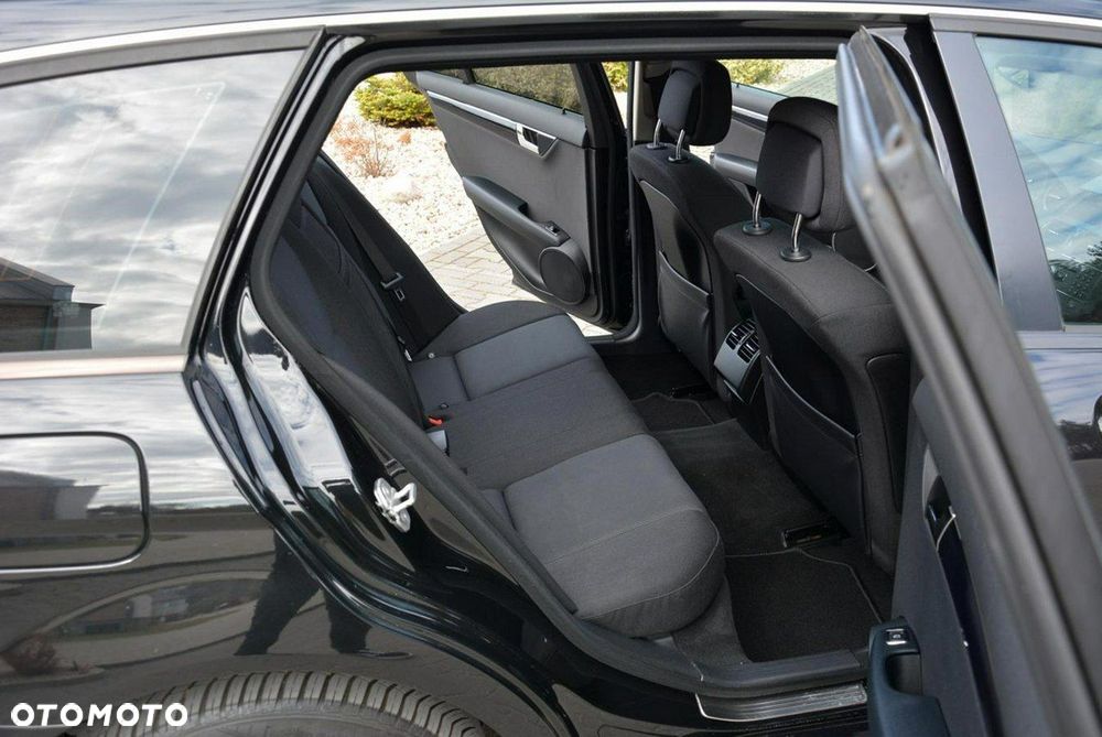 Mercedes-Benz Klasa C 180 Kompressor Elegance - 18