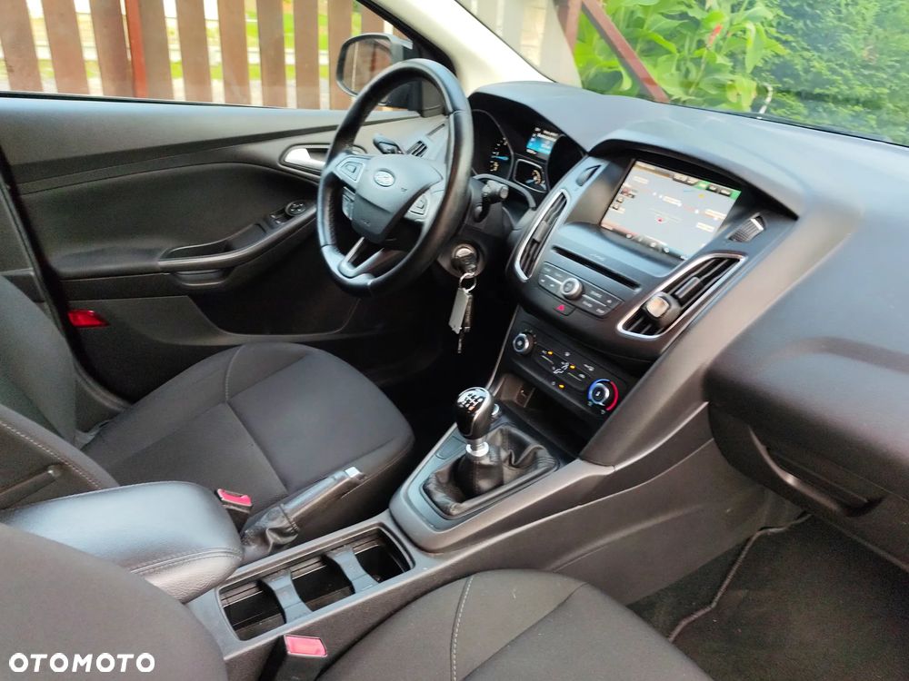 Ford Focus Turnier 1.5 EcoBlue Start-Stopp-System ACTIVE DESIGN - 9