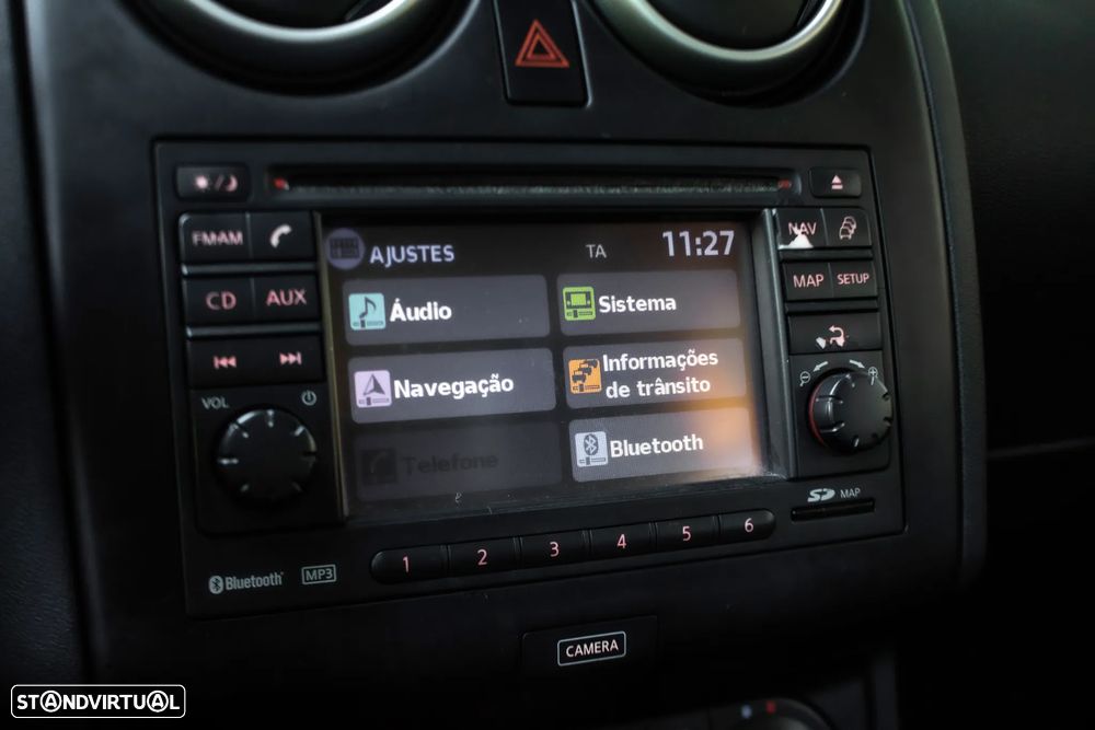 Nissan Qashqai 1.6 dCi N-Connecta - 32