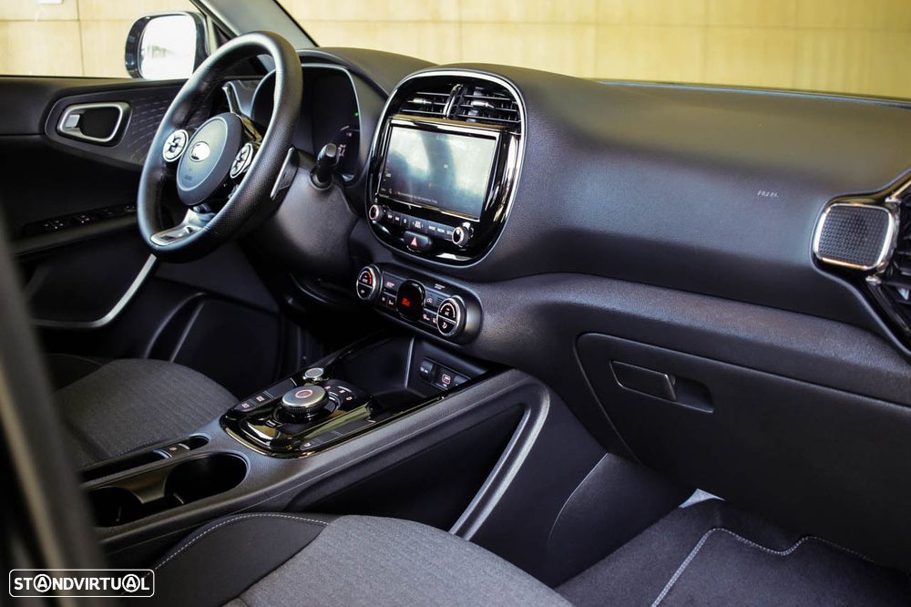 Kia e-Soul Vision - 7