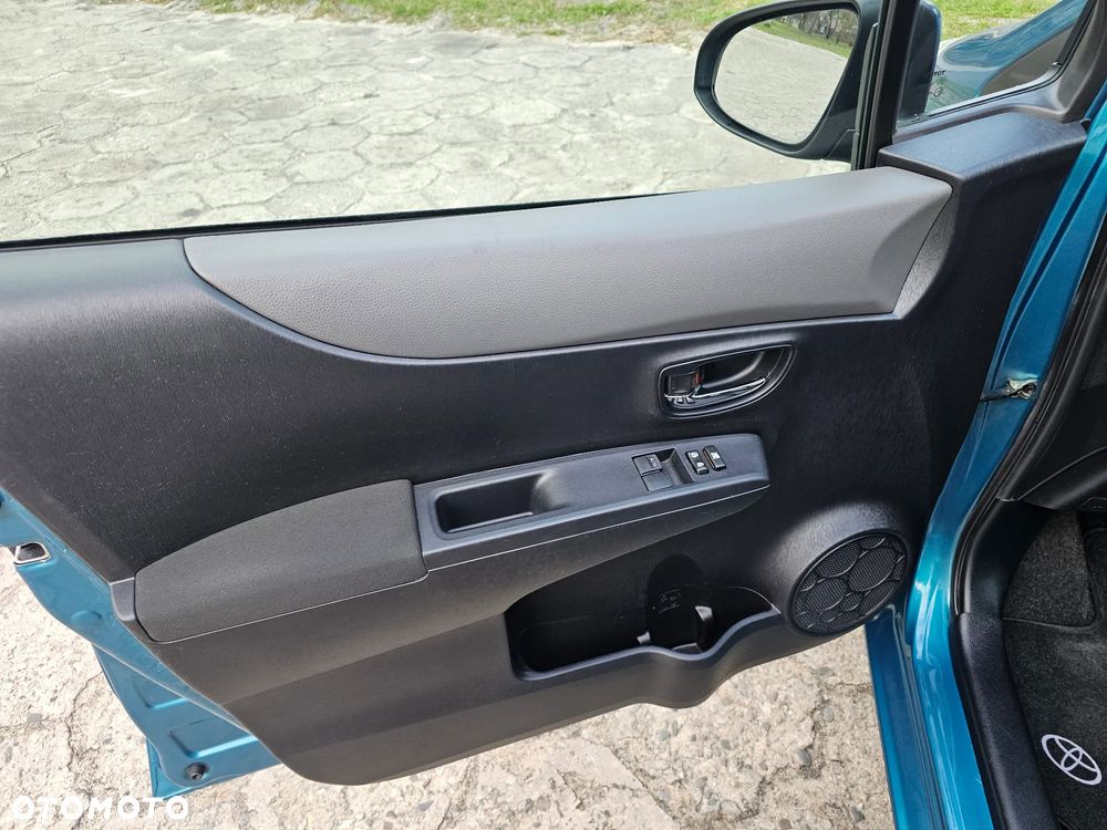 Toyota Yaris 1.33 VVT-i Comfort - 17