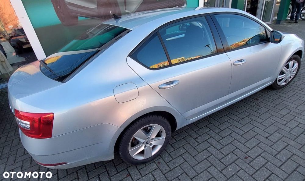 Skoda Octavia 1.6 TDI Ambition - 3