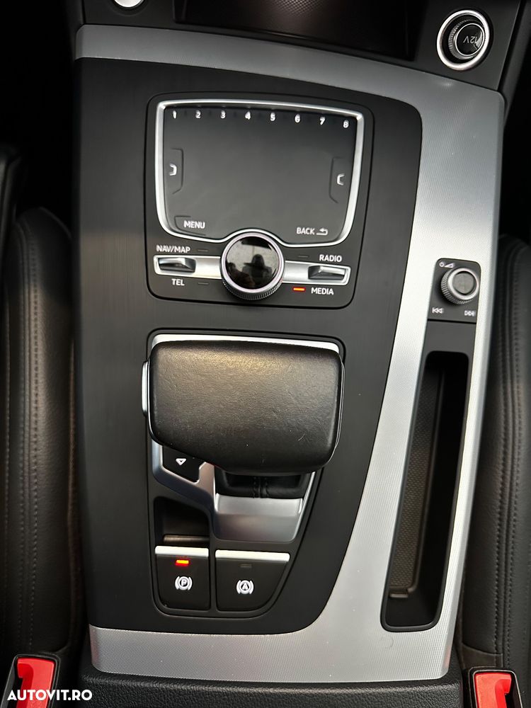 Audi Q5 40 TDI quattro S tronic sport - 39