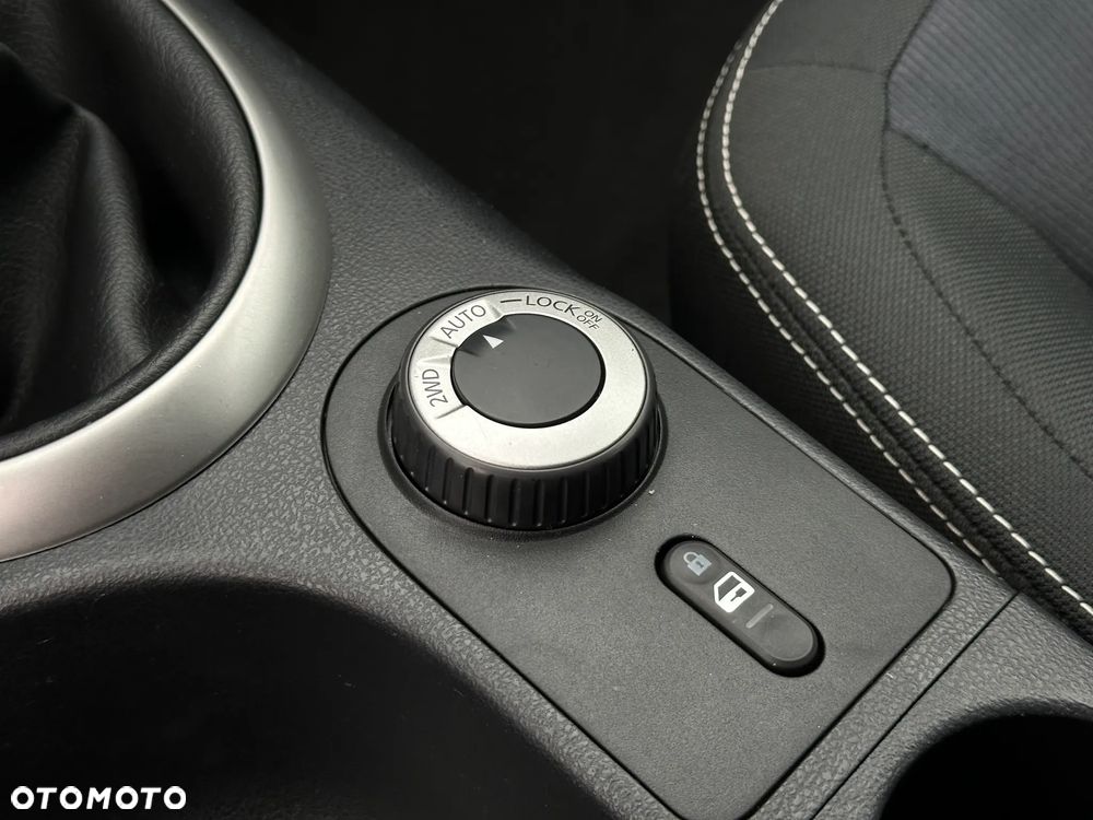 Nissan Qashqai 2.0 4x4 tekna - 14