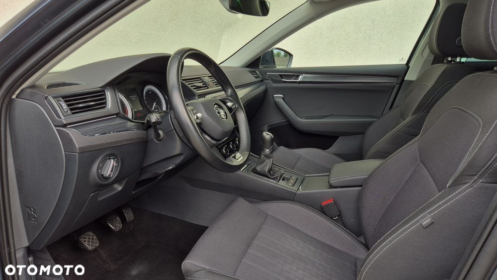 Skoda Superb - 22