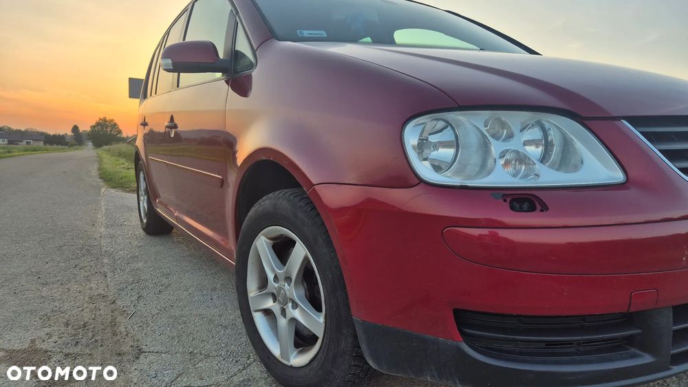 Volkswagen Touran 1.9 TDI Welcome - 9