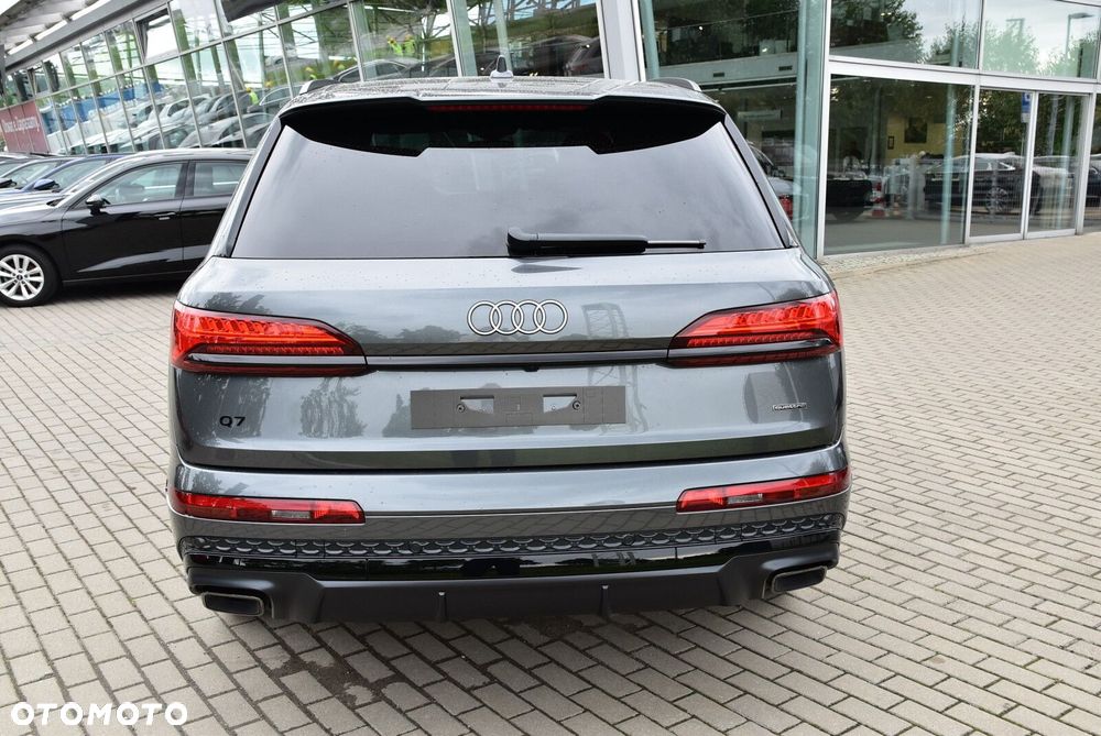 Audi Q7 - 6