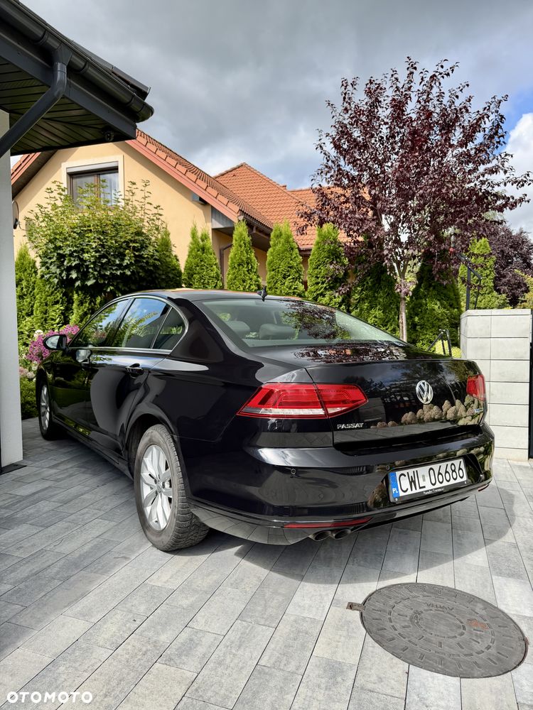 Volkswagen Passat - 5