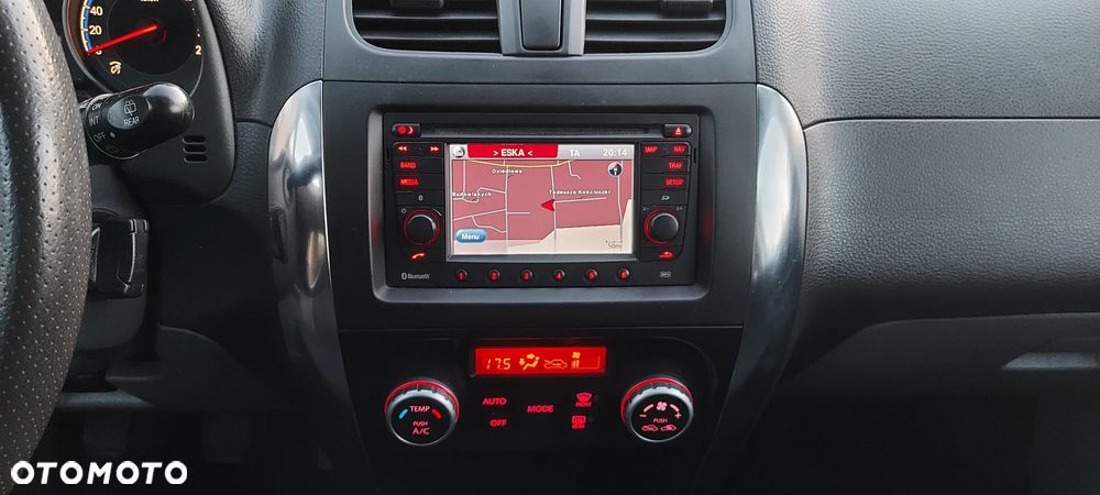 Suzuki SX4 2.0 DDiS 4x4 Style - 39