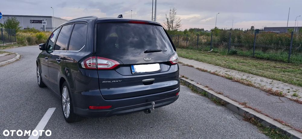 Ford Galaxy 2.0 EcoBlue 4WD Titanium - 17