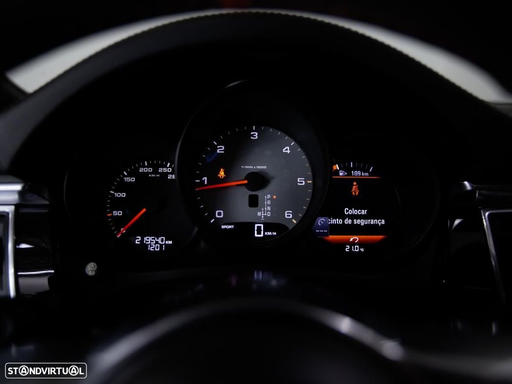 Porsche Macan S - 29