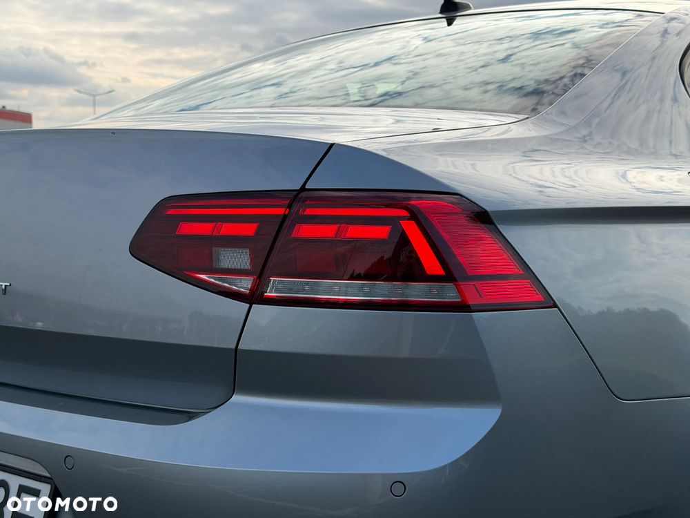Volkswagen Passat 1.5 TSI EVO Business - 37