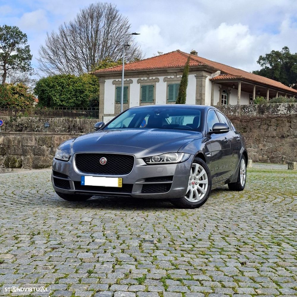 Jaguar XE 2.0 D Portfolio AWD Aut. - 5
