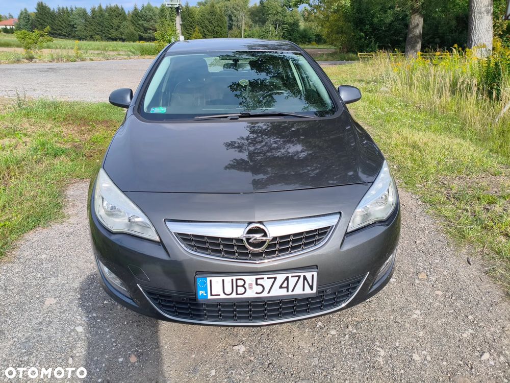 Opel Astra 1.6 Edition 150 - 1