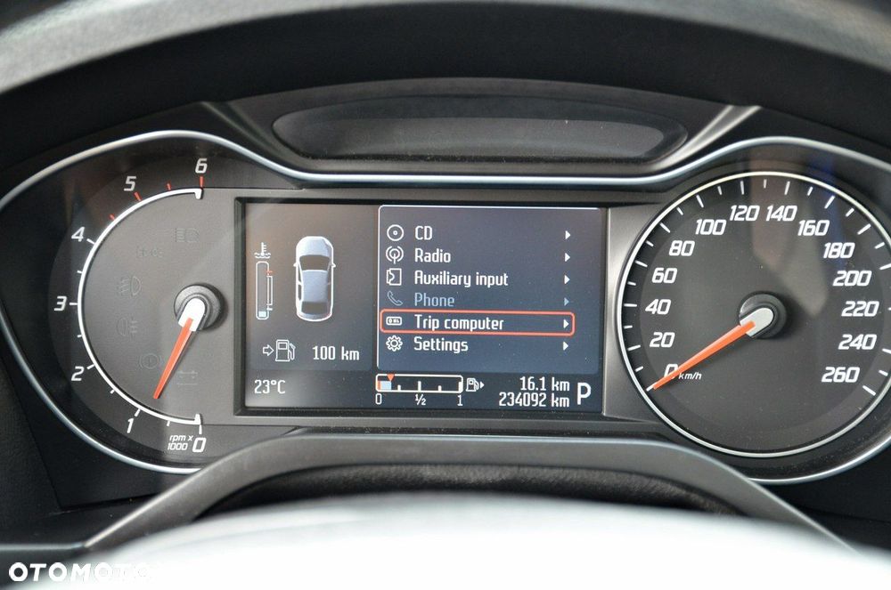 Ford S-Max - 26