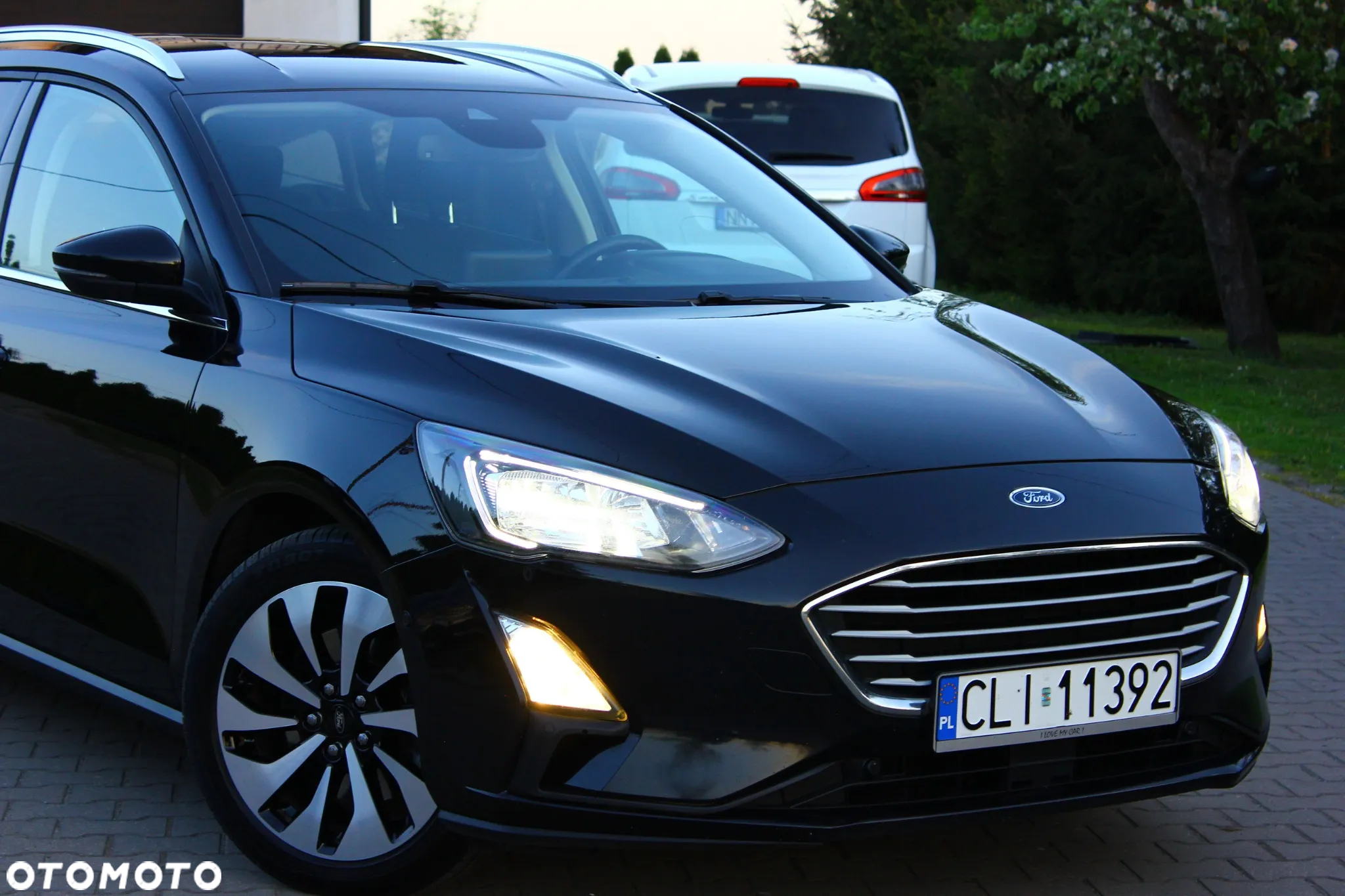 Ford Focus 1.5 EcoBlue Start-Stopp-System TITANIUM - 2