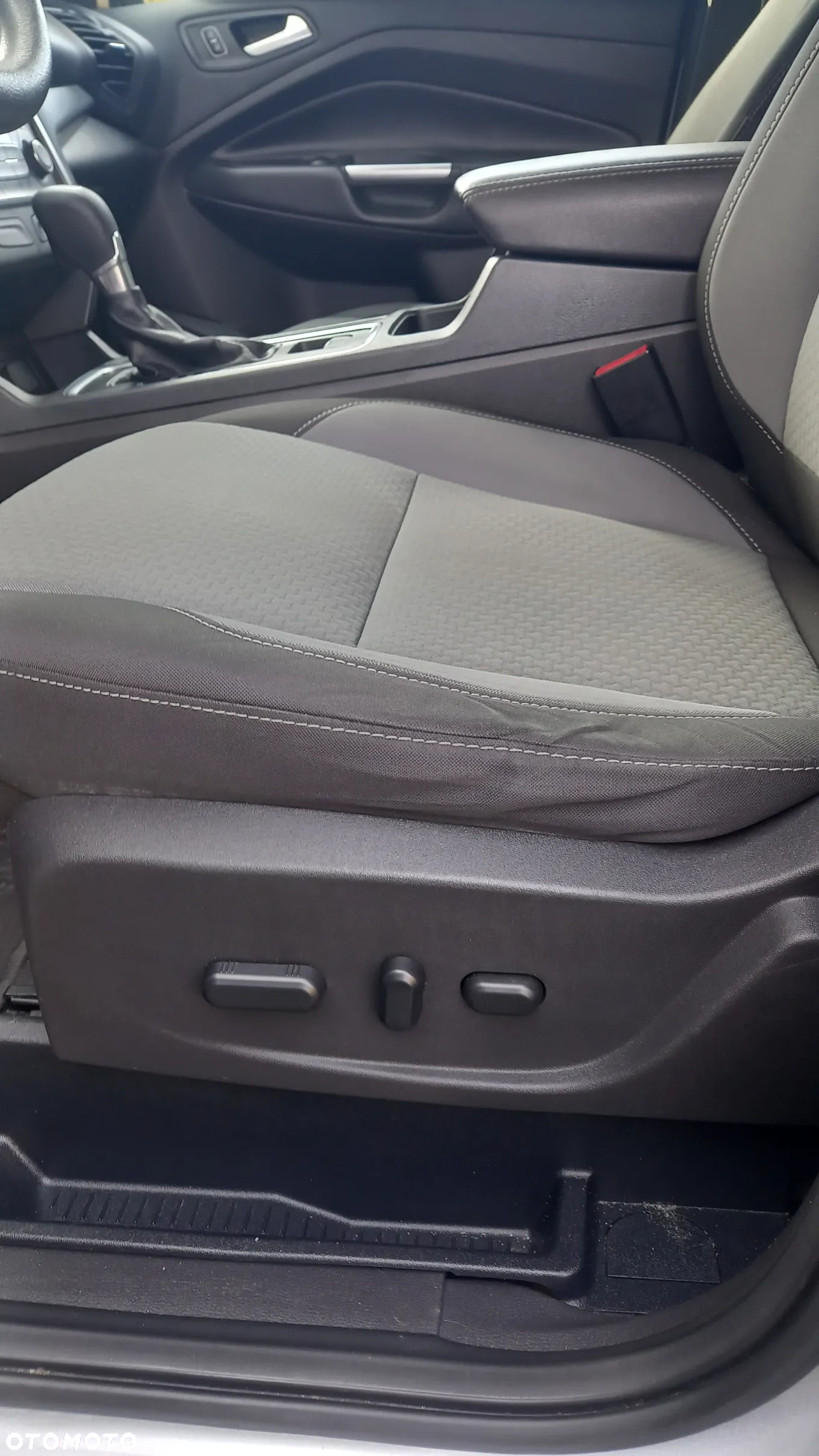 Ford Escape 1.5 EcoBoost AWD SE - 8