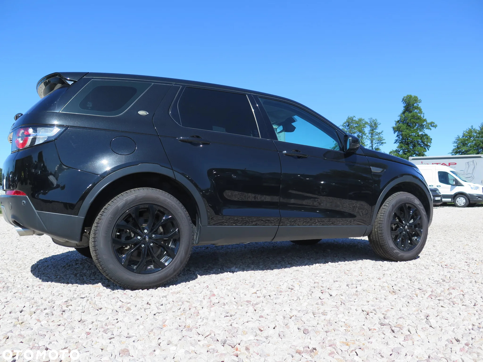 Land Rover Discovery Sport - 23
