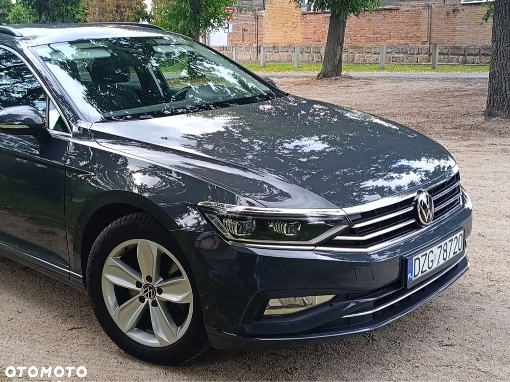 Volkswagen Passat - 2