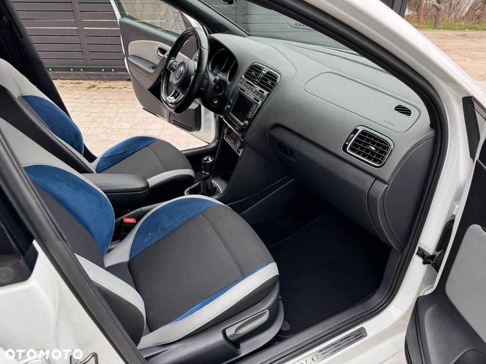 Volkswagen Polo - 13