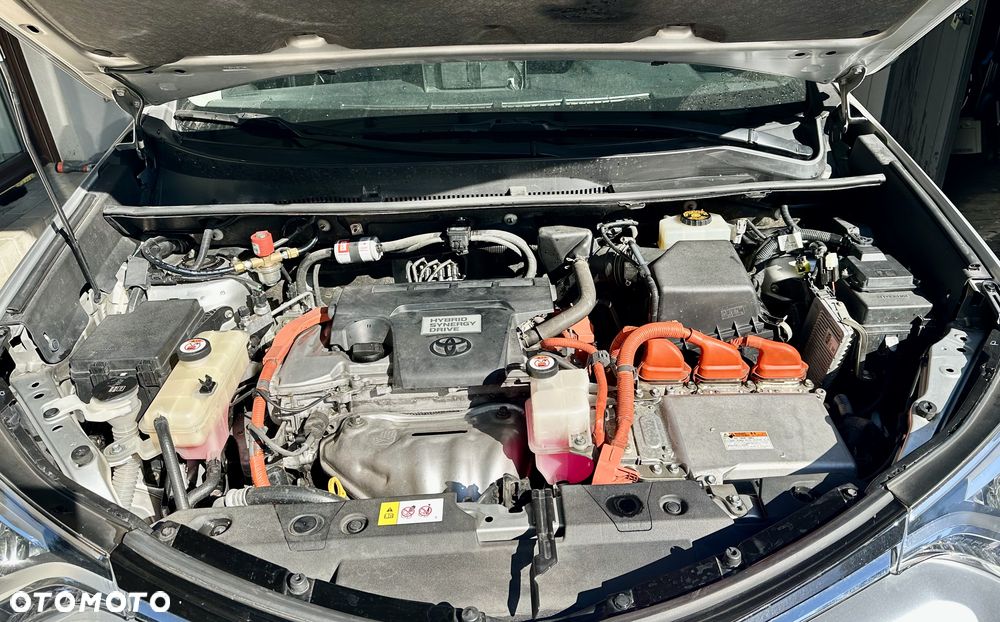Toyota RAV4 Hybrid Premium 4x4 - 8