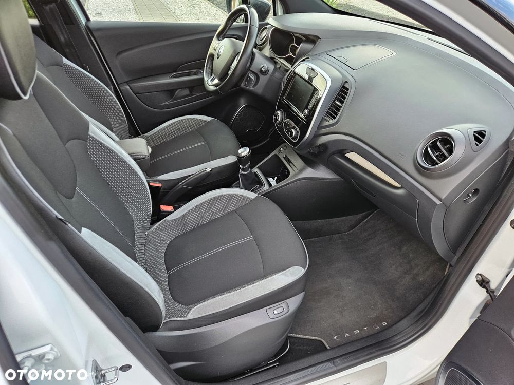 Renault Captur - 27