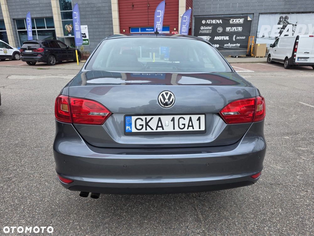 Volkswagen Jetta 1.4 TSI Comfortline - 22