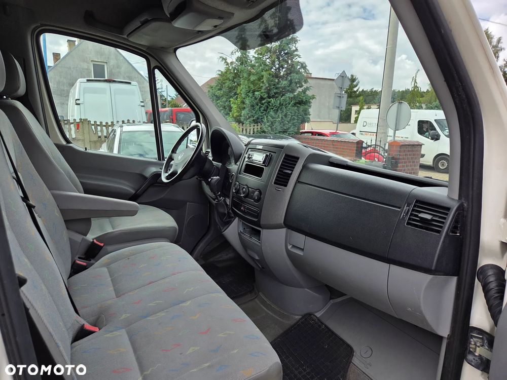 Volkswagen CRAFTER - 8