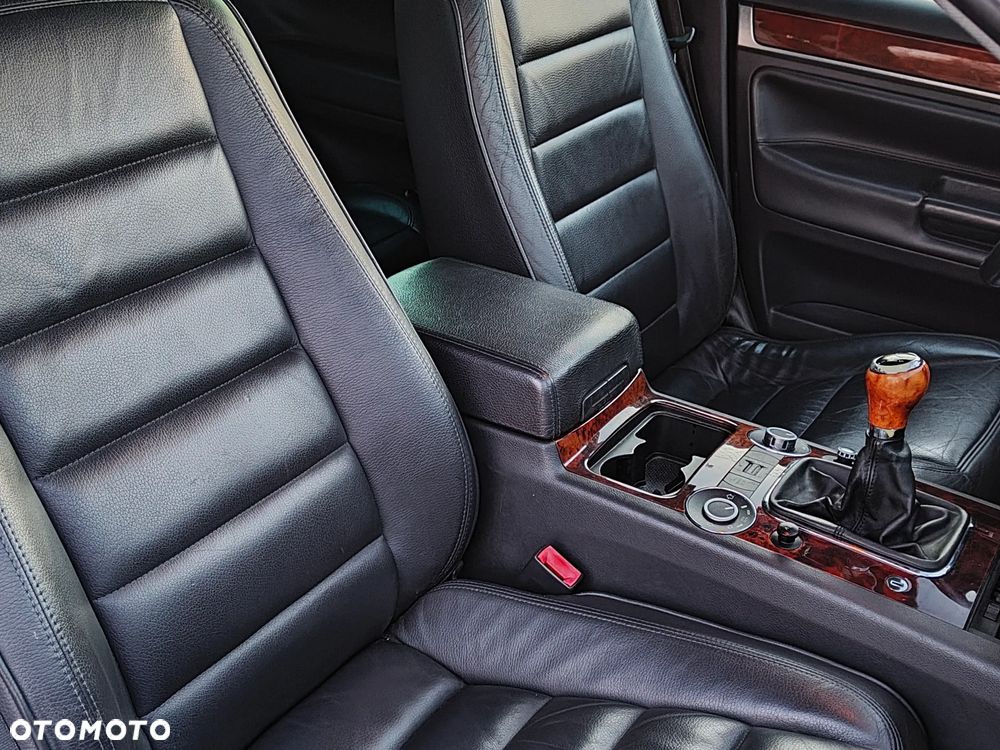 Volkswagen Touareg 2.5 R5 TDI - 9