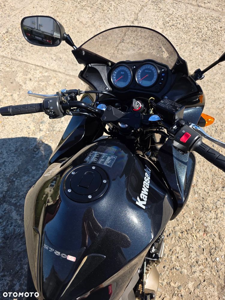 Kawasaki Z - 8