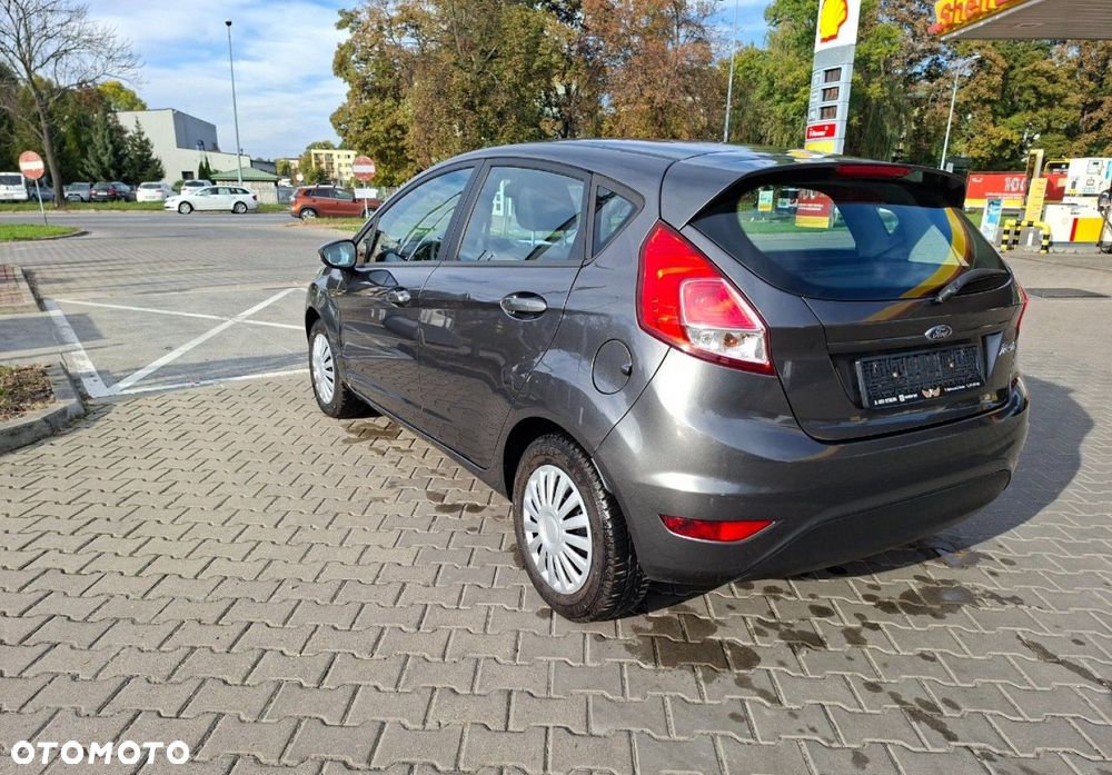 Ford Fiesta - 6