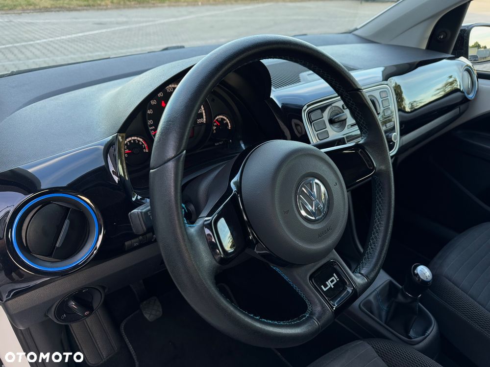 Volkswagen up! R-Line - 30