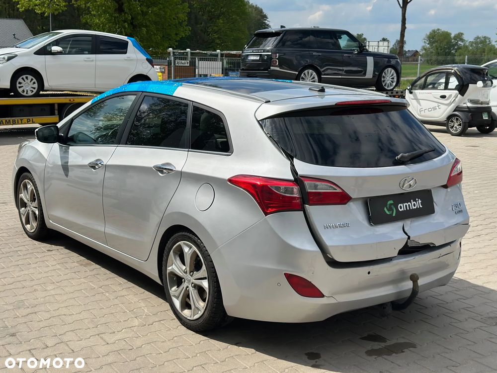 Hyundai i30 blue 1.6 CRDi Trend - 7