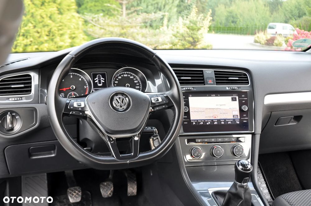 Volkswagen Golf Variant - 29